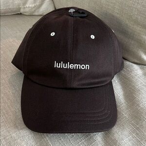 NEW Lululemon Classic Ball Cap - Espresso/Bone size Small/Medium